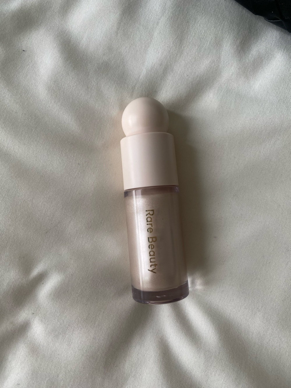 Rare Beauty Liquid Highlighter - Enlighten